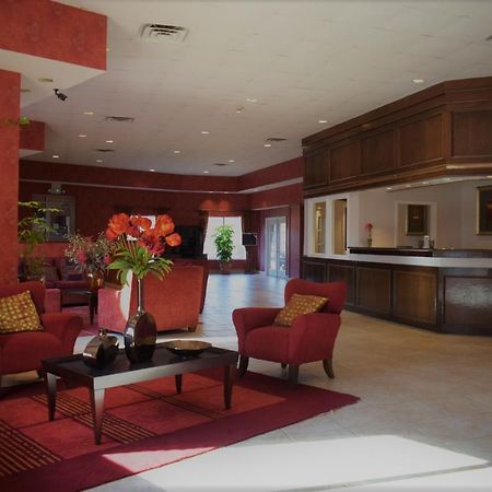 Texas Inn & Suites Дентон Экстерьер фото