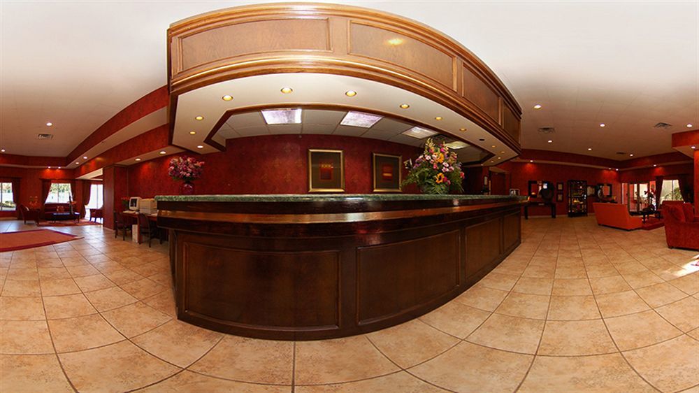 Texas Inn & Suites Дентон Экстерьер фото