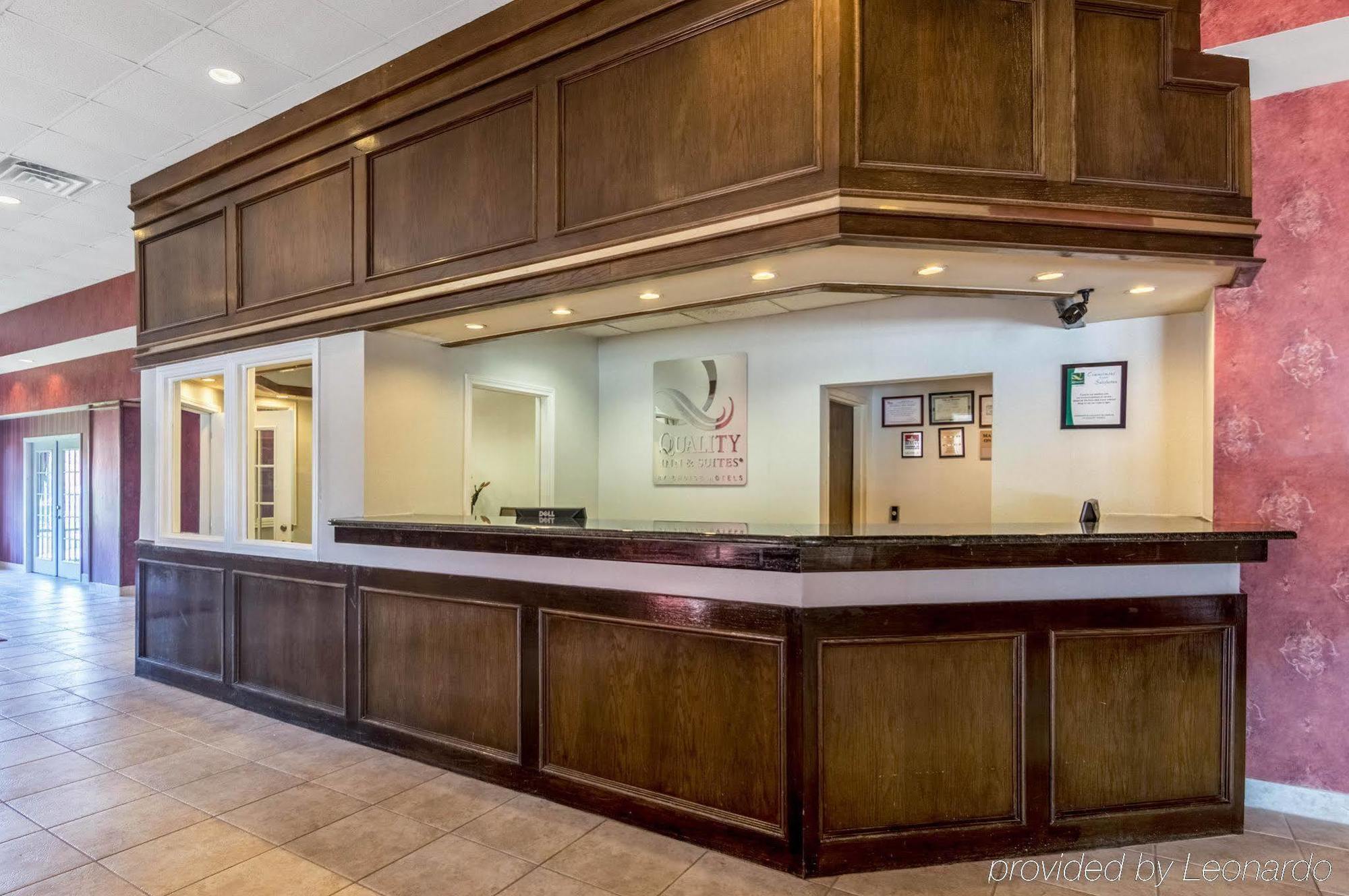 Texas Inn & Suites Дентон Экстерьер фото